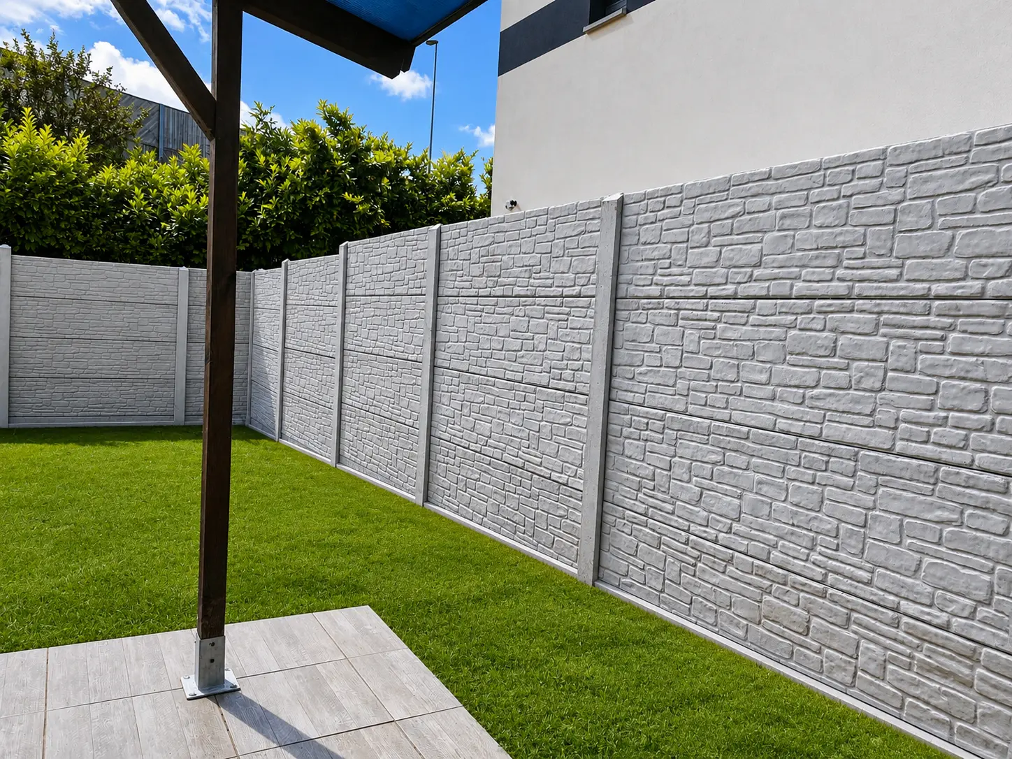 Réalisation DOGAN PREFA — pose de béton préfabriqué